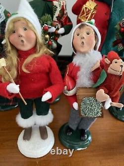 10 Bryers Choice Carolers Shoppers Advent Traditional