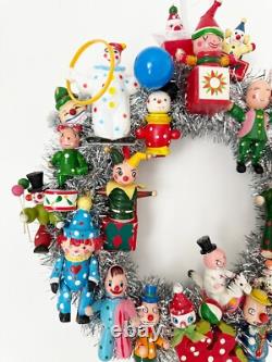 11 Vintage Kitsch Clown Wreath, Vtg & Retro Clowns, Wood KitschOrnament Wreath