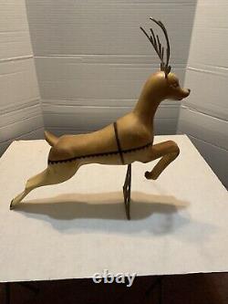 1962 MCM /Union 20 injection molded reindeer with original stand and antlers