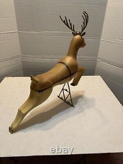 1962 MCM /Union 20 injection molded reindeer with original stand and antlers