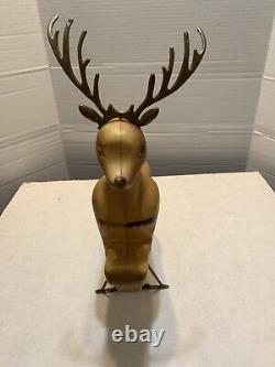 1962 MCM /Union 20 injection molded reindeer with original stand and antlers