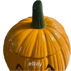 1975 Halloween Large Jack O Lantern Pumpkin Ceramic Orage with Lid 10 x 9