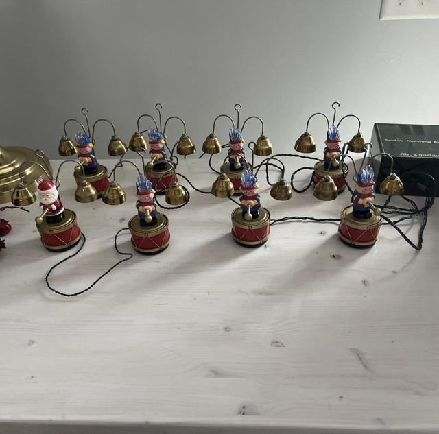 1991 Mr Christmas Santa's Marching Band Musical Bells 35 Carols Vtg Tested