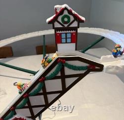 1992 Mr. Christmas Santa's Ski Slope Animated Ski Lift Christmas Plus Video