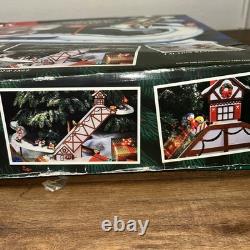 1992 Mr. Christmas Santa's Ski Slope Animated Tree Ski-Lift Complete Works Clean