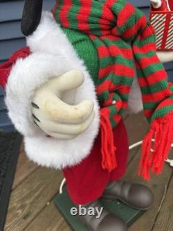 1994 Animated 30 Disney's Christmas Goofy Musical Motionette