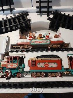 1995 Care Bears Holiday Train Complete Set Plays Music By New Bright #181