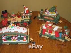 1997 New Bright Holiday Express Animated Train Set 380 -electric Christmas Decor