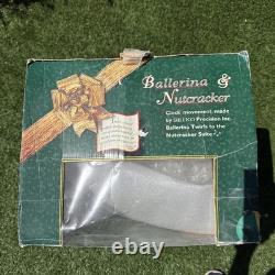 1998 Holiday Creations Animated NUTCRACKER & BALLERINA Musical Sekio Clock