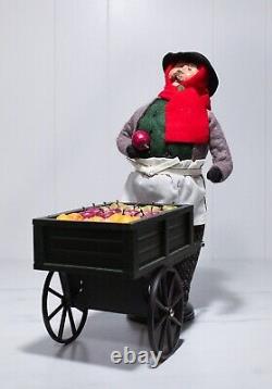 1999 BYER'S CHOICE Carolers The Cries of London Fruit Vendor Christmas Figure