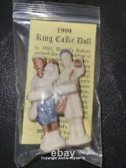 1999 Haydel's bakery Peanut vendor Cake Baby babies King Mardi 2 dolls
