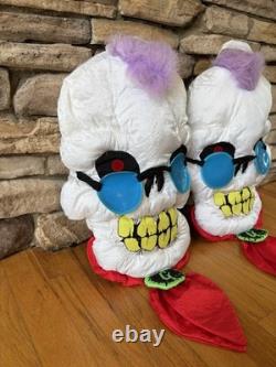 2 GOOSEBUMPS 1996 Curly The Skeleton Plush Halloween decoration R. L. Stine 24