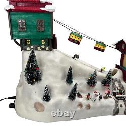 2006 Mr Christmas Winter Wonderland Cable Cars Skiing Lights up Musical Animated