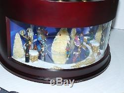 2009 Animated Symphony of Bells Ice Skaters Mr Christmas in Box