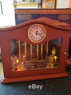 2010 Mr. Christmas Gold Label Animated Musical Chimes withClock Plays 70 Songs