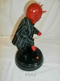 2010 NWT Animated Gemmy Grave Raver Devil Plays This is Why I'm Hot