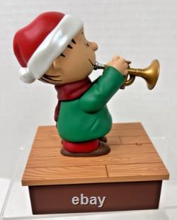 2011 Hallmark Peanuts Christmas Band Member Linus Trumpet TESTED Great Shape