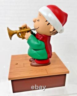 2011 Hallmark Peanuts Christmas Band Member Linus Trumpet TESTED Great Shape