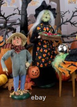 2022 Byers Choice Halloween Trick or Treat Scarecrow New Store Stock Autumn Fall