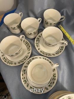 40 Pieces Of Royal Limited Holly Holiday Japan