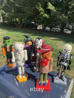6 VTG Halloween Nutcrackers! 2005 In Very Good Condition Spooky Seasonal Fun 6 VTG Halloween Nutcrackers! 2005 In Very Good Condition Spooky Seasonal Fun