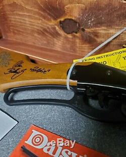 A Christmas Story & Signed By Ralphie & For The True Fan! Red Rider BB Bebe Gun