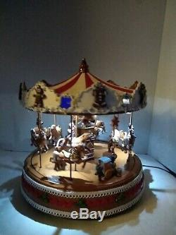 Animated GINGERBREAD COOKIE carousel Mr. Christmas Musical Merry-Go-Round