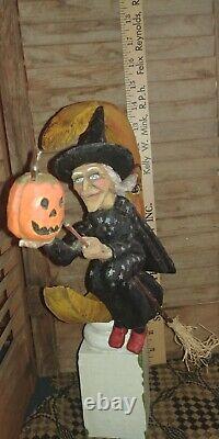 Anthony Costanza Captured Carvings Halloween Witch Laverne