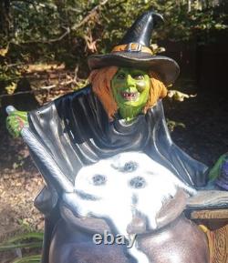 Awesome Handpainted Light up Ceramic Green Witch With Cauldron Awesome Handpainted Light up Ceramic Green Witch With Cauldron