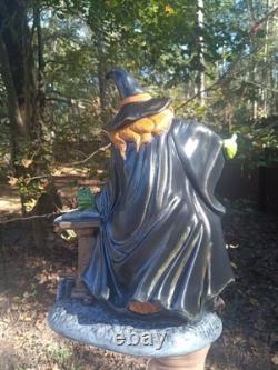 Awesome Handpainted Light up Ceramic Green Witch With Cauldron Awesome Handpainted Light up Ceramic Green Witch With Cauldron