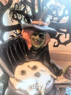 Awesome Handpainted Light up Ceramic Green Witch With Cauldron Awesome Handpainted Light up Ceramic Green Witch With Cauldron