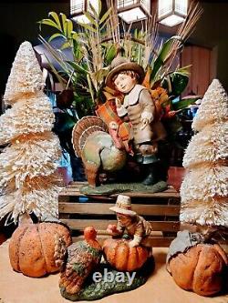 BETHANY LOWE? THANKSGIVING PILGRIM WithTURKEY? FIGURINES? COLLECTABLES? RETIRED? DECOR