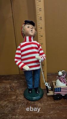BYERS CHOICE 10 Carolers Boy with RARE HTF Patriotic Dog in Wagon Dated 2005