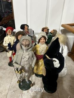 BYERS CHOICE The Carolers Charles Dickens A CHRISTMAS CAROL Lot of 24 1986-1999 BYERS CHOICE The Carolers Charles Dickens A CHRISTMAS CAROL Lot of 24 1986-1999