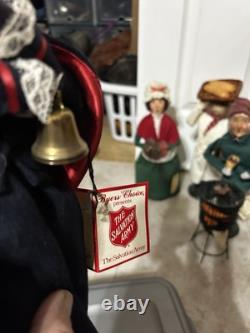 BYERS CHOICE The Carolers Charles Dickens A CHRISTMAS CAROL Lot of 24 1986-1999 BYERS CHOICE The Carolers Charles Dickens A CHRISTMAS CAROL Lot of 24 1986-1999