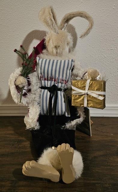 Bethany Lowe English Hares And Gardening Rabbits Velvet Christmas Bunny Le 50