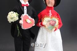Byer's Choice 2020 Valentine Man & Woman 13 3/4