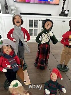 Byer's Choice Ltd Carolers (12 Carolers)