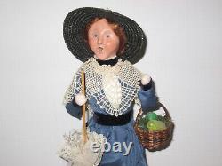 Byers Choice 2007 Victorian Woman with Umbrella Holding Basket of Candy New