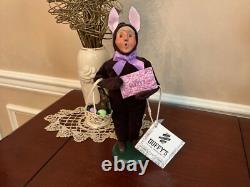 Byers Choice 2025 Store Exclusive Duffy's Chocolate Bunny Boy Sold Out Cute Byers Choice 2025 Store Exclusive Duffy's Chocolate Bunny Boy Sold Out Cute
