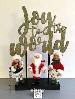 Byers Choice 3 Christmas Kindles plus Joy to the World Sign / Backdrop SET