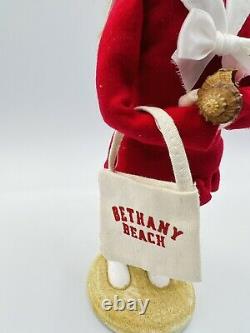 Byers Choice Bethany Beach 2006 Woman With Seashell And Beach Bag