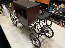Byers' Choice Carolers Carriage Stage Coach 2001 and Horse and Carolers