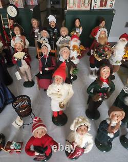 Byers Choice Carolers Christmas 28 different and accessories w some boxes NICE