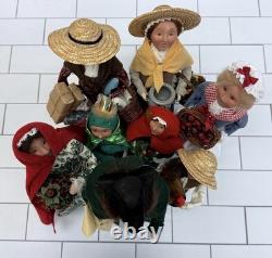 Byers' Choice Carolers Figurines Vintage Lot of 8 Collectible with Boxes