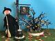 Byers Choice Carolers The Witch Of Salem 2004 + Cauldron, Signpost, & Tree