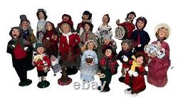 Byers Choice Christmas Carolers Lot Of 19 Adults Children and Dog Vintage