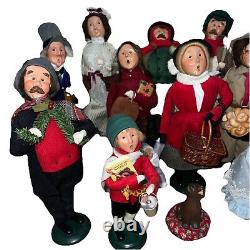 Byers Choice Christmas Carolers Lot Of 19 Adults Children and Dog Vintage