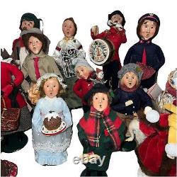 Byers Choice Christmas Carolers Lot Of 19 Adults Children and Dog Vintage