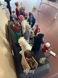 Byers Choice Christmas Scrooge Ghosts Carolers'86'96 Lot of 17 Characters Byers Choice Christmas Scrooge Ghosts Carolers'86'96 Lot of 17 Characters